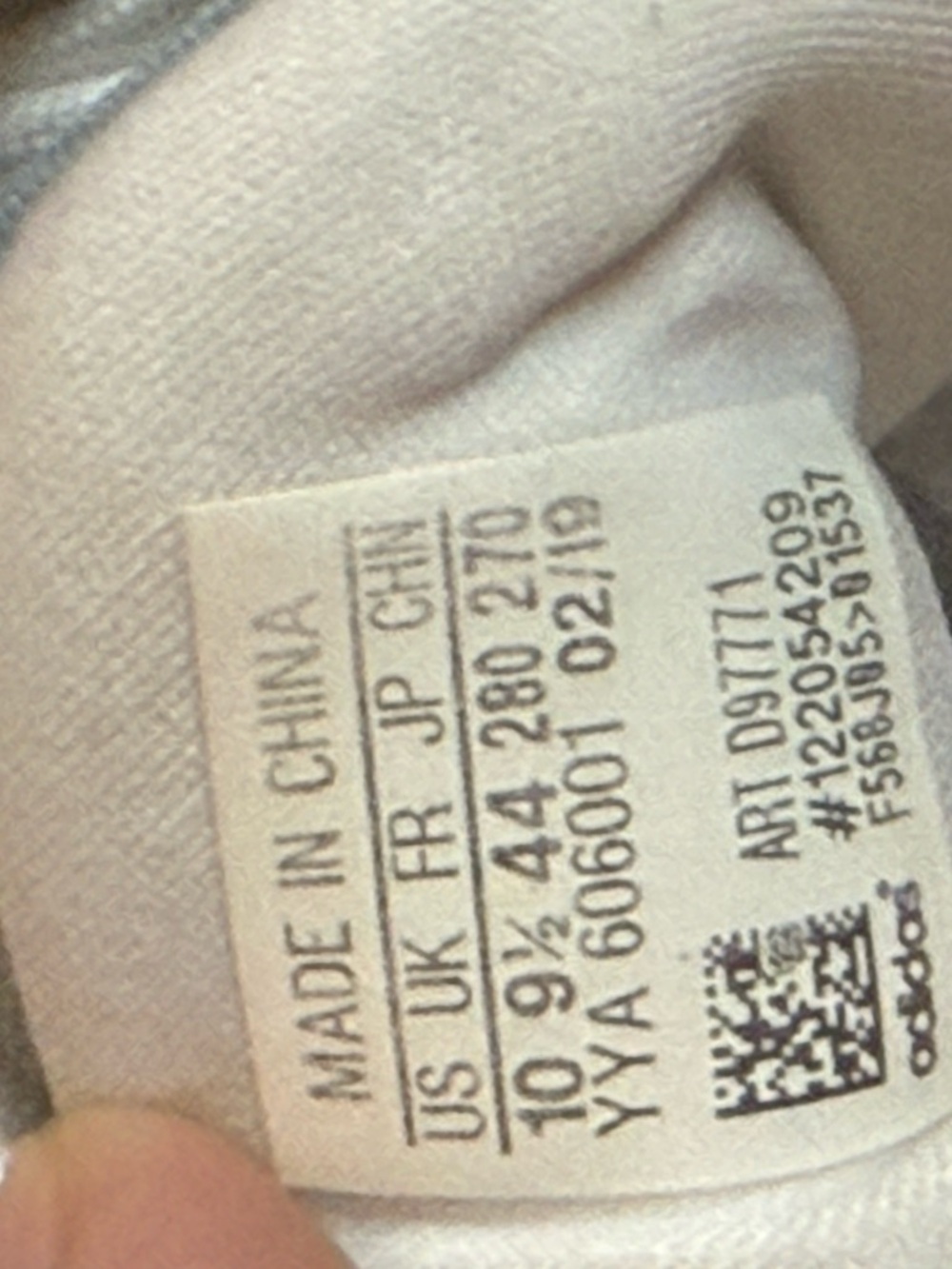 Missoni White and Light Gray Interior Label Detail - Picture 12 of 13